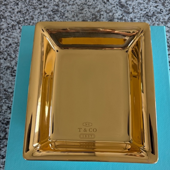 Tiffany & Co. Vide Poche~Large Catchall Tray~Gold Metallic & White Porcelain - Picture 1 of 14
